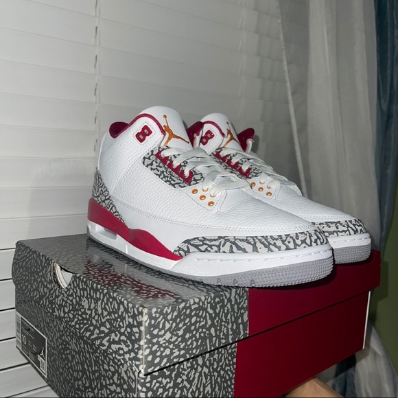 Brand new air Jordan 3 cardinals - Picture 4 of 4